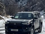 Toyota 4Runner 2022 года за 22 900 000 тг. в Алматы