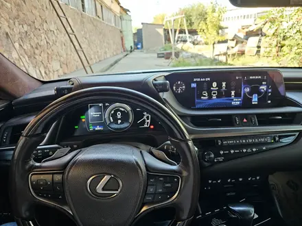 Lexus ES 300h 2020 года за 25 000 000 тг. в Шымкент – фото 8