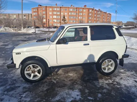 ВАЗ (Lada) Lada 2121 2014 года за 2 500 000 тг. в Караганда – фото 6