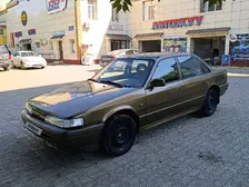 Mazda 626, 1990