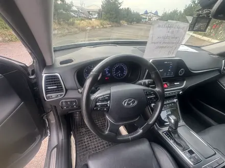 Hyundai Grandeur 2017 года за 9 950 000 тг. в Алматы – фото 19