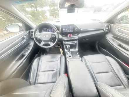 Hyundai Grandeur 2017 года за 9 950 000 тг. в Алматы – фото 24