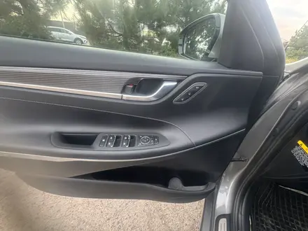 Hyundai Grandeur 2017 года за 9 950 000 тг. в Алматы – фото 26