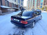 Mercedes-Benz E 230 1997 годаүшін2 500 000 тг. в Караганда – фото 3