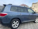 Toyota Highlander 2011 года за 12 500 000 тг. в Уральск