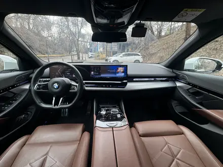 BMW 530 2024 года за 41 000 000 тг. в Алматы – фото 8