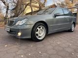 Mercedes-Benz C 320 2005 года за 4 500 000 тг. в Караганда