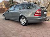 Mercedes-Benz C 320 2005 года за 4 500 000 тг. в Караганда – фото 5