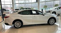 Toyota Camry Elegance eCVT 2025 года за 18 790 000 тг. в Алматы – фото 5