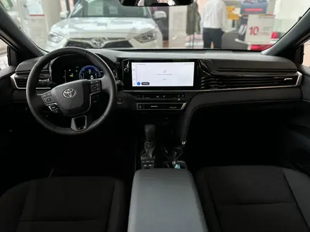 Toyota Camry Elegance eCVT 2025 года за 20 790 000 тг. в Алматы – фото 14