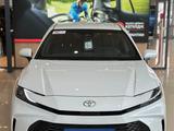 Toyota Camry Elegance eCVT 2025 годаүшін20 790 000 тг. в Алматы – фото 2