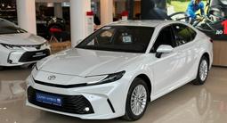 Toyota Camry Elegance eCVT 2025 года за 18 790 000 тг. в Алматы