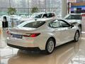 Toyota Camry Elegance eCVT 2025 года за 20 790 000 тг. в Алматы – фото 7