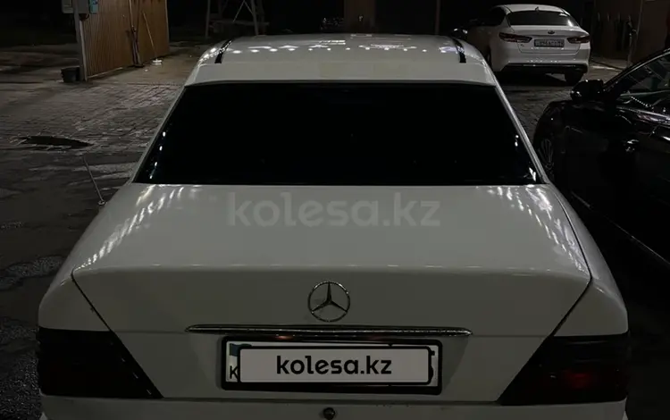 Mercedes-Benz E 230 1986 годаүшін750 000 тг. в Алматы