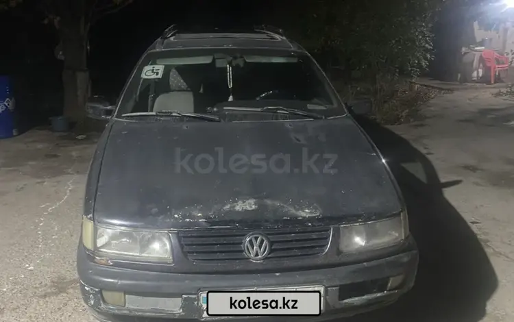 Volkswagen Passat 1995 годаfor1 400 000 тг. в Шымкент