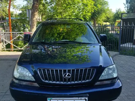 Lexus RX 300 2002 года за 5 500 000 тг. в Тараз – фото 2