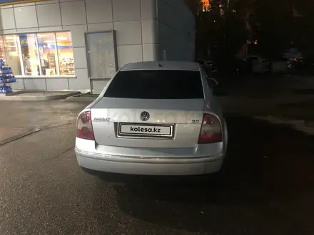 Volkswagen Passat 2005 года за 2 650 000 тг. в Астана – фото 2