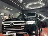 Toyota Land Cruiser 2021 года за 41 500 000 тг. в Алматы