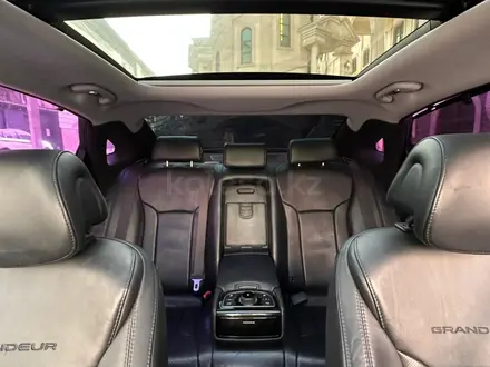 Hyundai Grandeur 2015 года за 8 100 000 тг. в Алматы – фото 13
