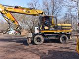 Caterpillar  320 1998 годаүшін10 000 000 тг. в Караганда