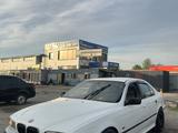 BMW 520 1997 года за 1 850 000 тг. в Алматы – фото 2