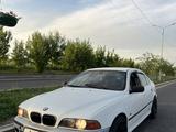 BMW 520 1997 года за 1 850 000 тг. в Алматы