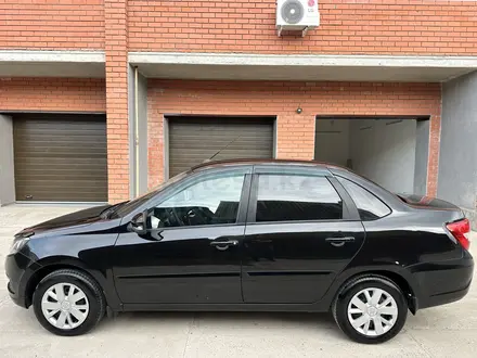 ВАЗ (Lada) Granta 2190 2020 года за 3 750 000 тг. в Уральск – фото 2
