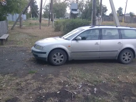 Volkswagen Passat 1997 года за 1 500 000 тг. в Костанай – фото 4