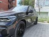 BMW X5 2023 года за 35 000 000 тг. в Атырау – фото 2
