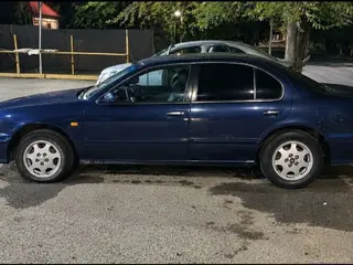 Nissan Maxima, 1999