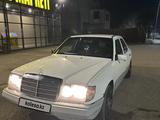 Mercedes-Benz E 200 1992 годаfor1 300 000 тг. в Караганда