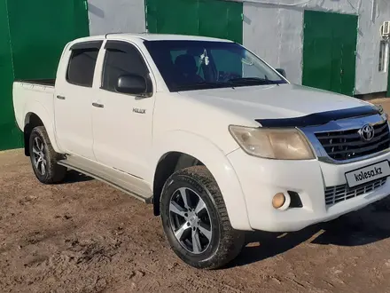 Toyota Hilux 2014 года за 8 500 000 тг. в Атырау – фото 2