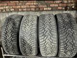 Комплект зимней резины за 100 000 тг. в Алтай