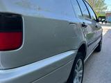 Volkswagen Vento 1995 года за 1 400 000 тг. в Шымкент – фото 4