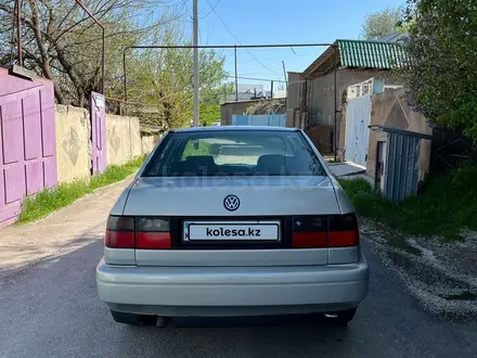 Volkswagen Vento 1995 года за 1 400 000 тг. в Шымкент – фото 5