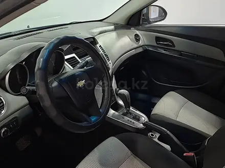 Chevrolet Cruze 2012 года за 2 490 000 тг. в Алматы – фото 12