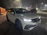 Volkswagen Tiguan 2022 года за 19 400 000 тг. в Костанай