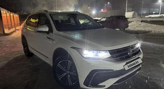 Volkswagen Tiguan 2022 года за 19 400 000 тг. в Костанай