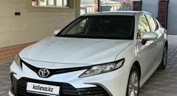 Toyota Camry 2023 годаүшін16 200 000 тг. в Алматы – фото 3