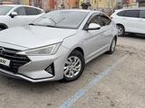 Hyundai Elantra 2019 года за 6 500 000 тг. в Астана