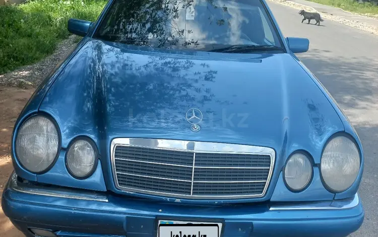 Mercedes-Benz E 230 1997 года за 3 200 000 тг. в Шымкент