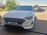 Hyundai Sonata 2021 года за 14 000 000 тг. в Алматы – фото 4