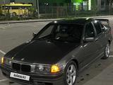 BMW 320 1992 годаүшін800 000 тг. в Алматы