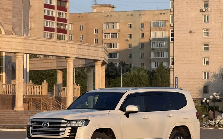 Toyota Land Cruiser 2023 годаүшін53 000 000 тг. в Уральск