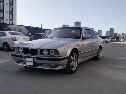 BMW 525 1991 года за 1 800 000 тг. в Астана – фото 2