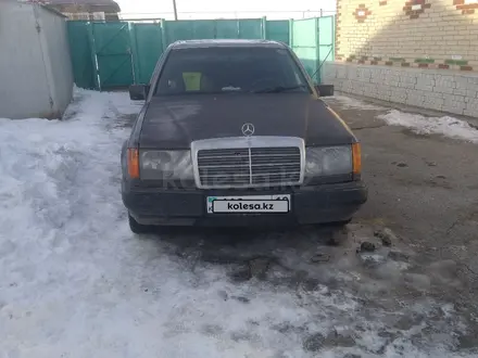 Mercedes-Benz E 260 1992 года за 1 500 000 тг. в Костанай – фото 4