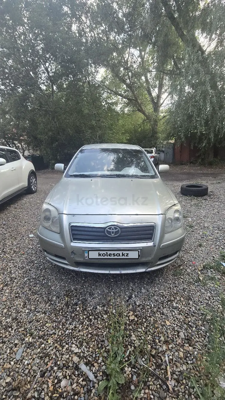 Toyota Avensis, 2004