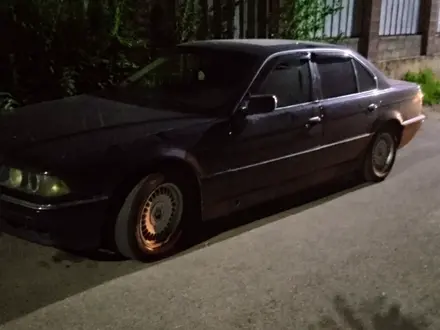 BMW 728 2000 года за 3 000 000 тг. в Алматы – фото 4