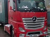 Mercedes-Benz  Actros 2015 года за 27 000 000 тг. в Алматы