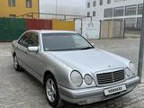 Mercedes-Benz E 320 1997 годаүшін2 700 000 тг. в Жанаозен – фото 3